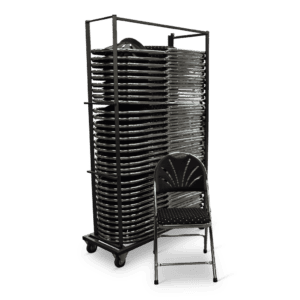 Transportwagen met stapelbare stoelen voor evenementen en catering.