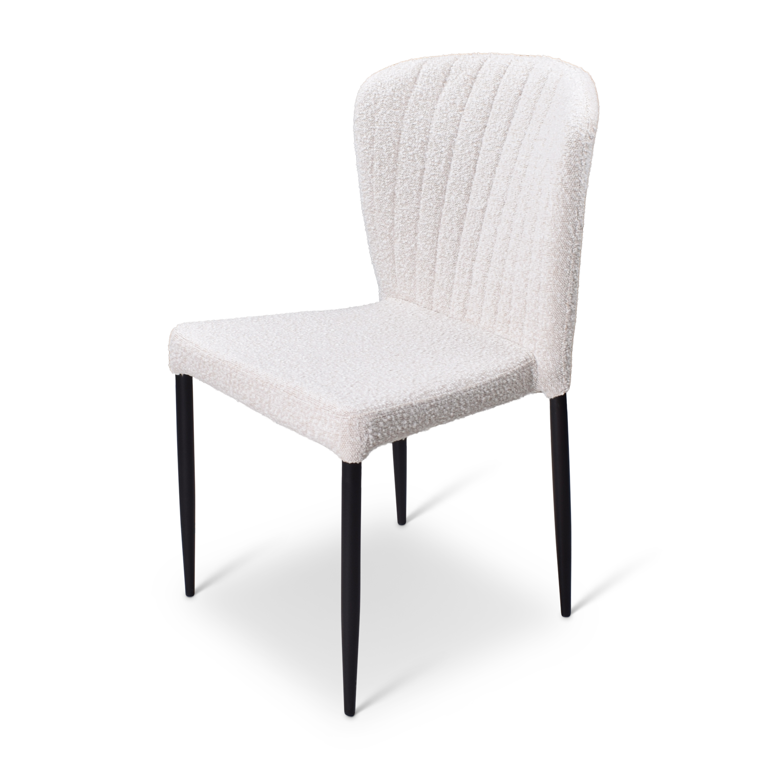 Elegante witte eetkamerstoel met gestikte rugleuning en zwarte poten.